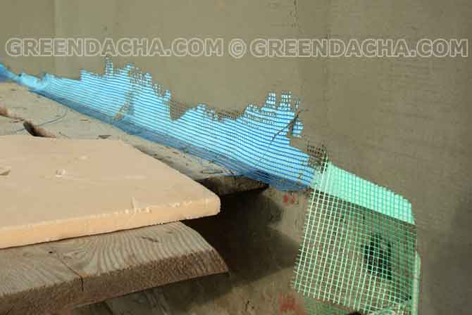 Утепление и оштукатуривание стен.