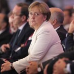 German Chancellor Angela Merkel and Greek Prime Minister George Papandreou in consultation: Some say the debt crises ravaging Greece and other countries could destroy the 27-nation European Union.