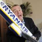 Ryanair CEO Michael O'Leary may outrage toddler-toting passengers with his plan to let travelers drool over XXX films via a special smartphone app peddled by his discount carrier.