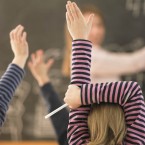 Classroom know-it-alls may be more likely to experiment with drugs as they enter adulthood, according to a new study.