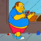 Yes, Comic Book Guy on The Simpsons has a name: The rather pedestrian moniker is Jeff Albertson.