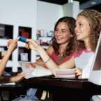 It only takes a few swipes of the plastic before teen spending can get out of hand.&nbsp;